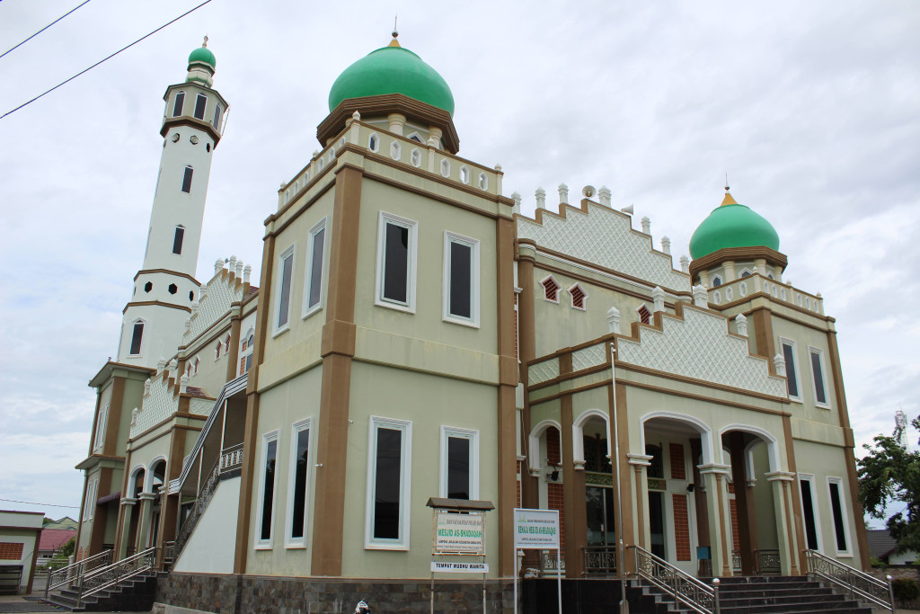 Masjid As-Shadaqah Gampong Lamlagang